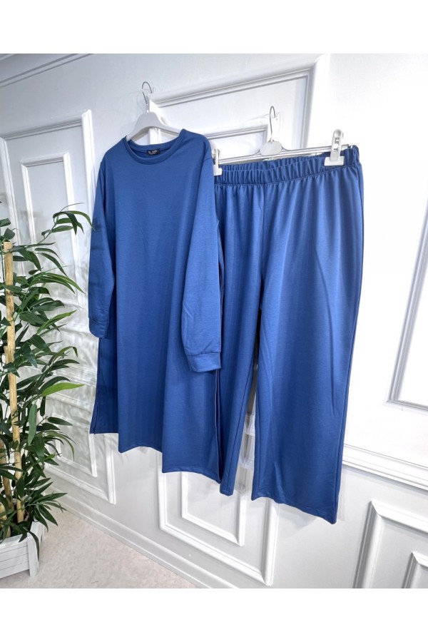 Uğur Yanları Yırtmaçlı Uzun İki İplik Takım - İndigo Uğur Yanları Yırtmaçlı Uzun İki İplik Takım - İndigo