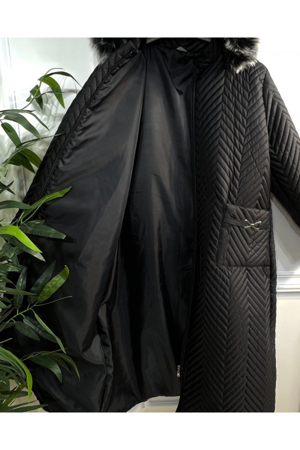 Zigana Kapşonlu Uzun Kapitone Kaban - Siyah Zigana Kapşonlu Uzun Kapitone Kaban - Siyah