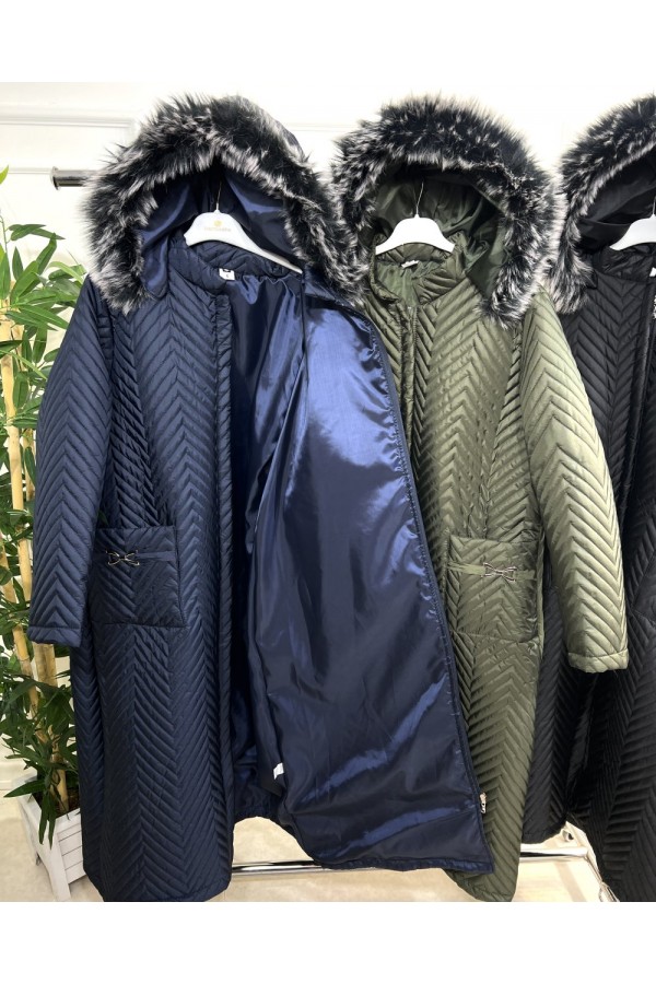 Zigana Kapşonlu Uzun Kapitone Kaban - Siyah Zigana Kapşonlu Uzun Kapitone Kaban - Siyah