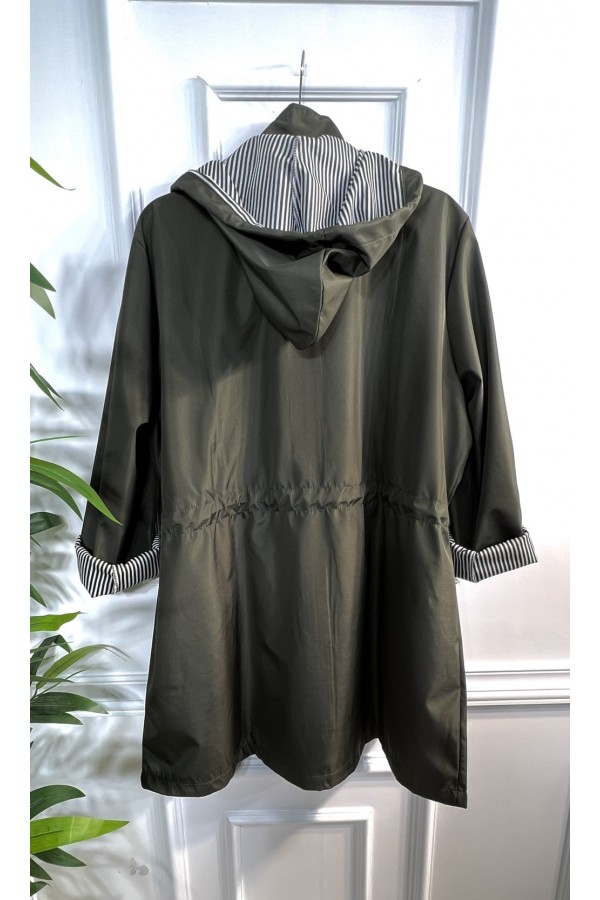 Nisa Çıkarılabilir Kapşonlu İçi Çizgili Kısa Trenç - Haki