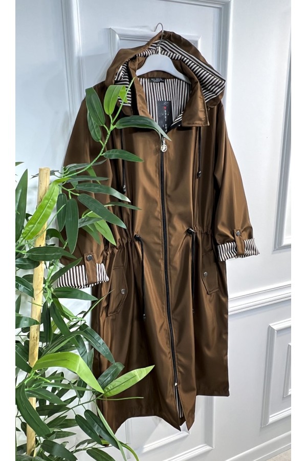 Rüya Çıkarılabilir Kapşonlu İçi Çizgili Ara Boy Trenç - Kahverengi