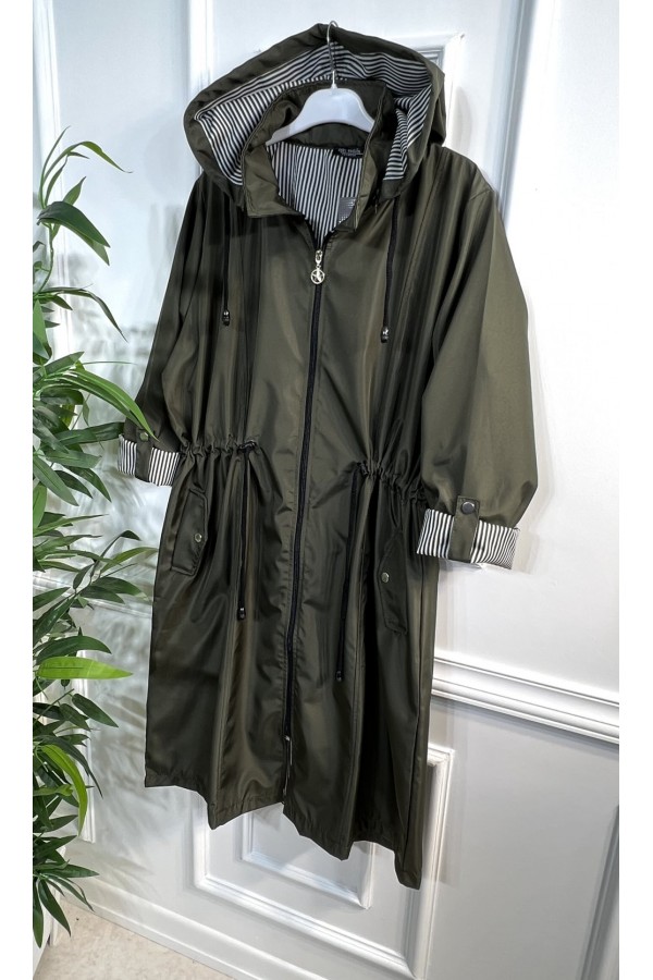 Rüya Çıkarılabilir Kapşonlu İçi Çizgili Ara Boy Trenç - Haki