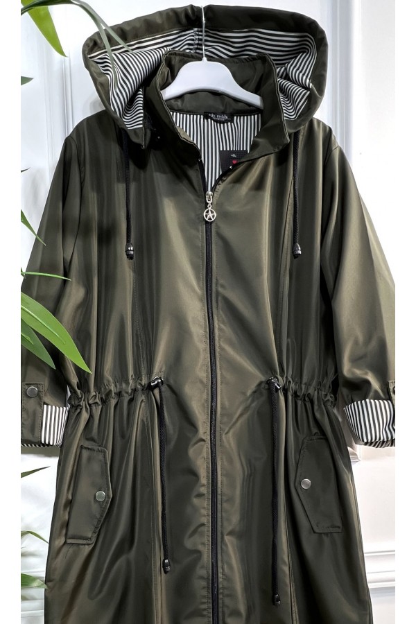 Rüya Çıkarılabilir Kapşonlu İçi Çizgili Ara Boy Trenç - Haki