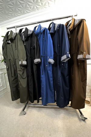 Ateş Çıkarılabilir Kapşonlu İçi Çizgili Tam Boy Trenç - Lacivert Ateş Çıkarılabilir Kapşonlu İçi Çizgili Tam Boy Trenç - Lacivert