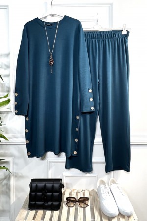 Hicran Full Esnek Likralı Düğmeli Takım-KOLYE HEDİYELİ-Petrol Hicran Full Esnek Likralı Düğmeli Takım-KOLYE HEDİYELİ-Petrol