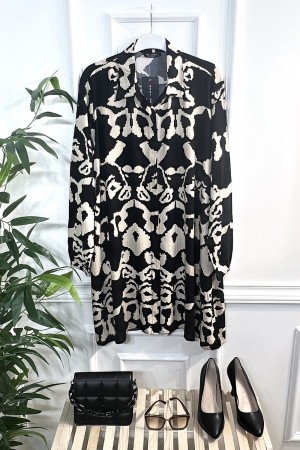 Mihrimah Gizli Düğmeli Pamuk Viskon Tunik Gömlek-Siyah Taş Tetri Mihrimah Gizli Düğmeli Pamuk Viskon Tunik Gömlek-Siyah Taş Tetri