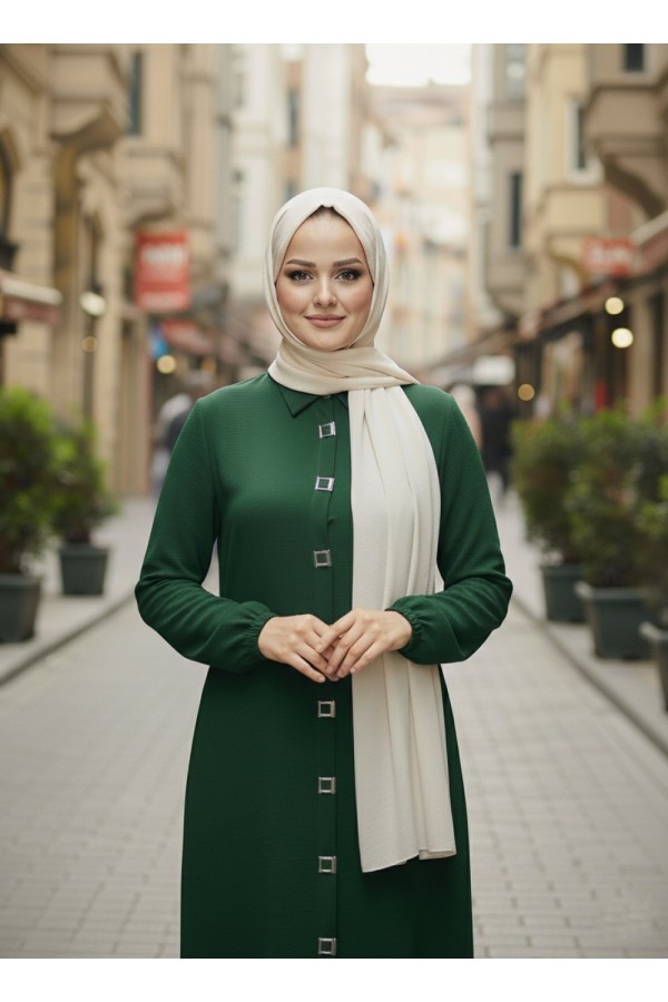 Dünya Kare Metal Düğmeli Yakalı Ferace - Zümrüt Dünya Kare Metal Düğmeli Yakalı Ferace - Zümrüt