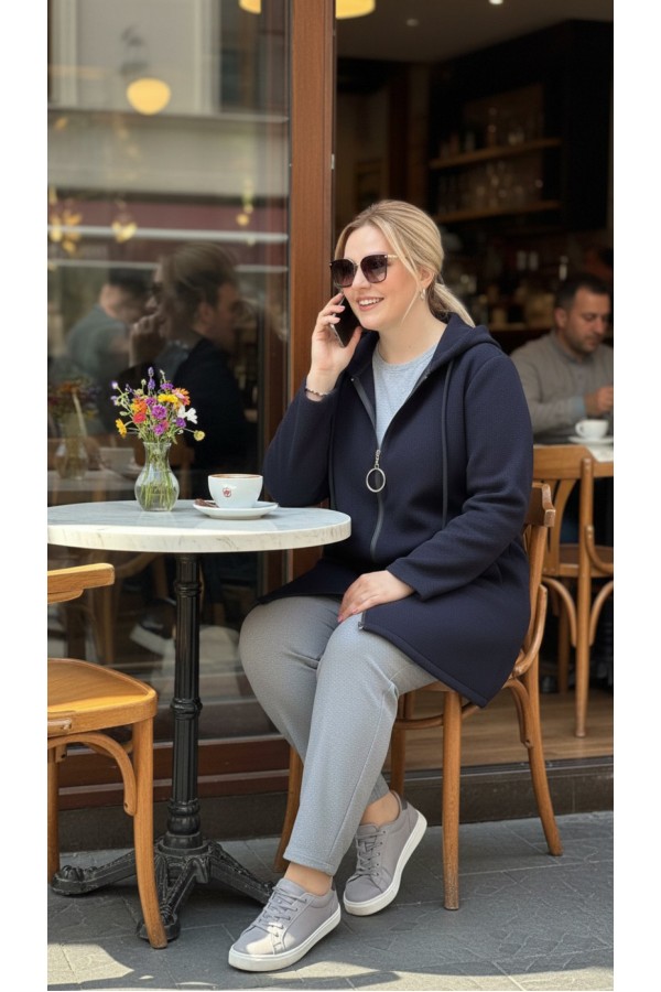 Parla Kapüşonlu Fermuarlı Kısa Polar Ceket- Lacivert Parla Kapüşonlu Fermuarlı Kısa Polar Ceket- Lacivert