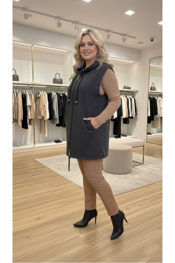 Yeliz Kapüşonlu Kısa Polar Yelek - Antrasit Yeliz Kapüşonlu Kısa Polar Yelek - Antrasit