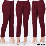 Büyük Beden Beli Kemerli Cepli Klasik Kumaş Pantolon Bordo Büyük Beden Beli Kemerli Cepli Klasik Kumaş Pantolon Bordo