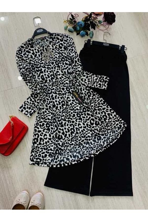 Büyük Beden Desenli İkili Takım Siyah Leopar Büyük Beden Desenli İkili Takım Siyah Leopar